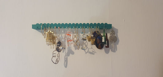 3D Printed - Wall Mounted Earring Holder